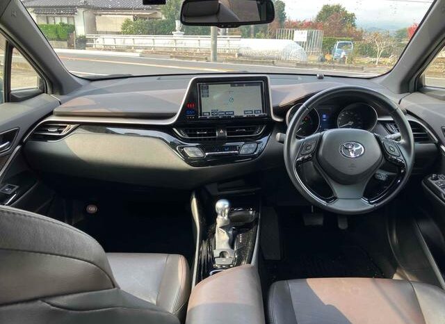 
								TOYOTA C-HR 2016 full									