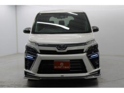 
										TOYOTA VOXY 2019 full									