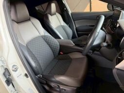 
										TOYOTA C-HR 2020 full									