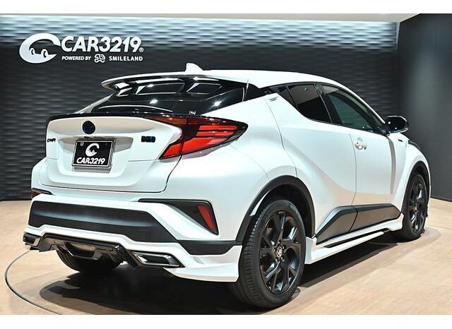 
								TOYOTA C-HR 2022 full									