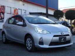 TOYOTA AQUA 2014