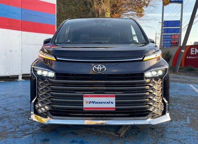 
								TOYOTA VOXY 2022 full									