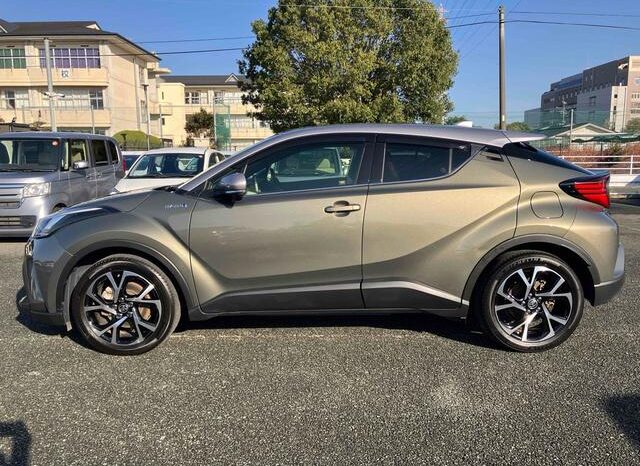 
								TOYOTA C-HR 2019 full									
