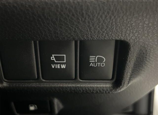 
								TOYOTA C-HR 2021 full									