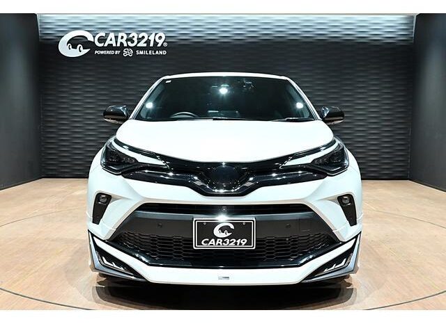 
								TOYOTA C-HR 2022 full									