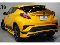 
										TOYOTA C-HR 2016 full									