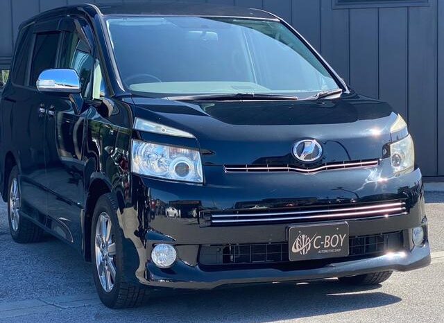 
								TOYOTA VOVY 2009 full									