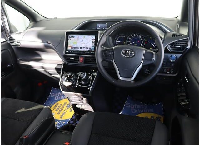 
								TOYOTA VOXY 2021 full									