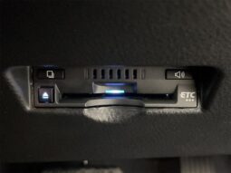 
										TOYOTA C-HR 2021 full									