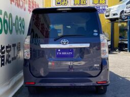 
										TOYOTA VOVY 2009 full									