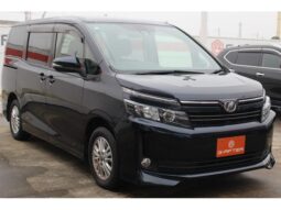TOYOTA VOXY 2016