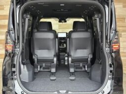 
										TOYOTA VOXY 2022 full									