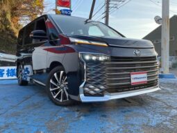 
										TOYOTA VOXY 2022 full									