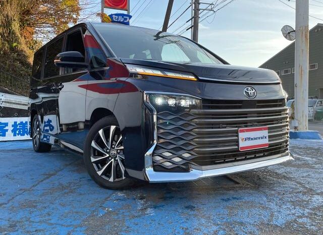 
								TOYOTA VOXY 2022 full									