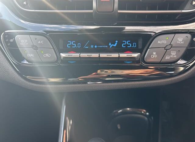 
								TOYOTA C-HR 2017 full									