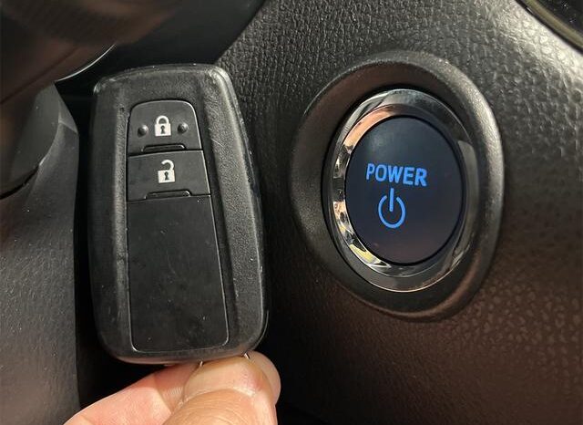 
								TOYOTA C-HR 2018 full									