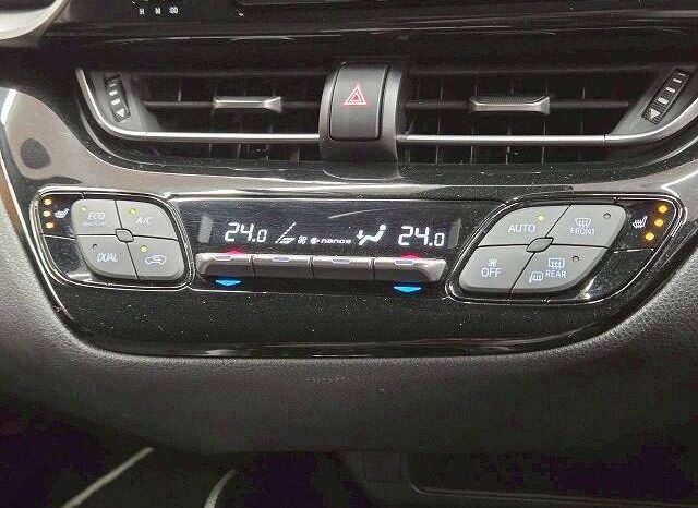 
								TOYOTA C-HR 2019 full									