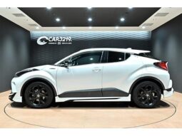 
										TOYOTA C-HR 2022 full									