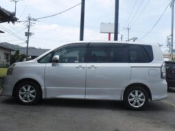 
										TOYOTA VOVY 2008 full									