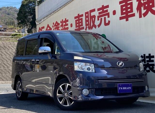 
								TOYOTA VOVY 2009 full									