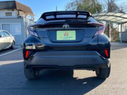 
										TOYOTA C-HR 2017 full									
