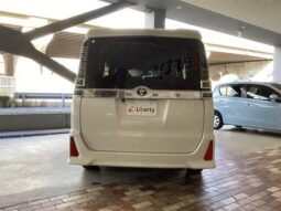 
										TOYOTA VOXY 2021 full									