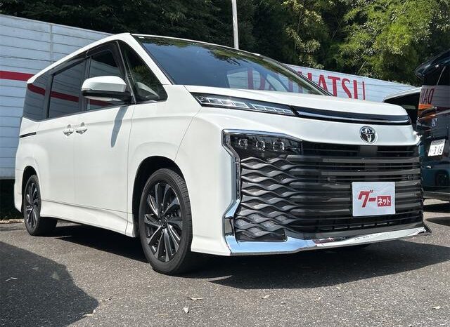 
								TOYOTA VOXY 2022 full									