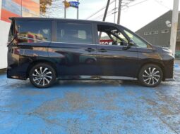 
										TOYOTA VOXY 2022 full									