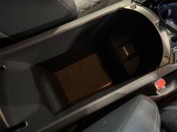 
										TOYOTA C-HR 2021 full									