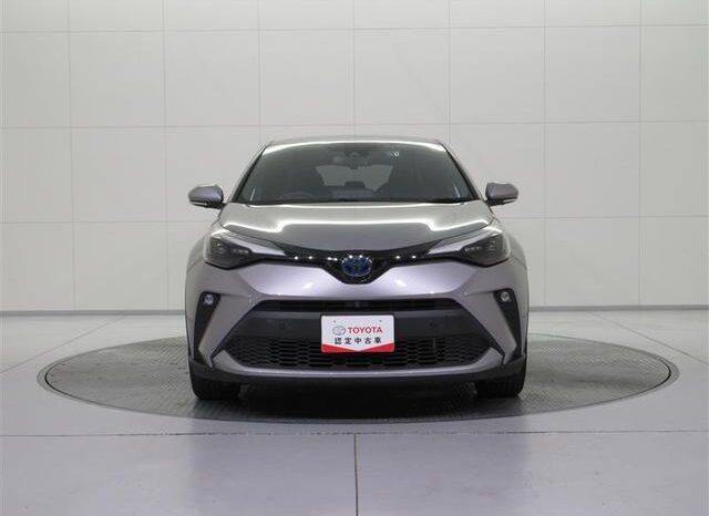 
								TOYOTA C-HR 2022 full									