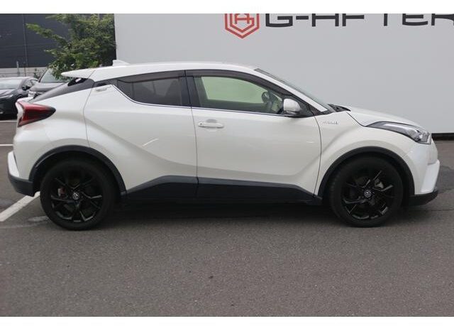 
								TOYOTA C-HR 2019 full									