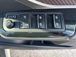 
										TOYOTA C-HR 2017 full									