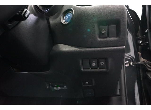 
								TOYOTA C-HR 2019 full									