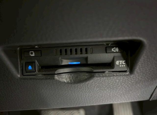 
								TOYOTA C-HR 2021 full									