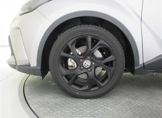 
								TOYOTA C-HR 2022 full									