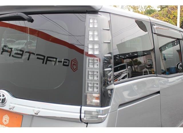 
								TOYOTA VOXY 2016 full									