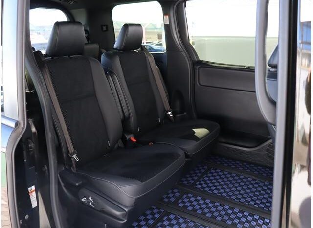 
								TOYOTA VOXY 2021 full									