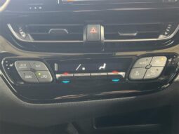 
										TOYOTA C-HR 2018 full									