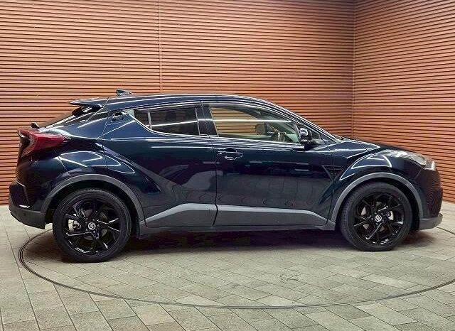 
								TOYOTA C-HR 2019 full									