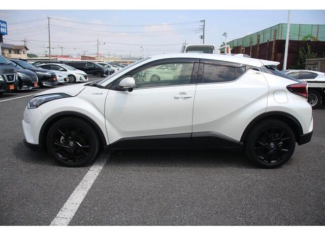 
								TOYOTA C-HR 2019 full									