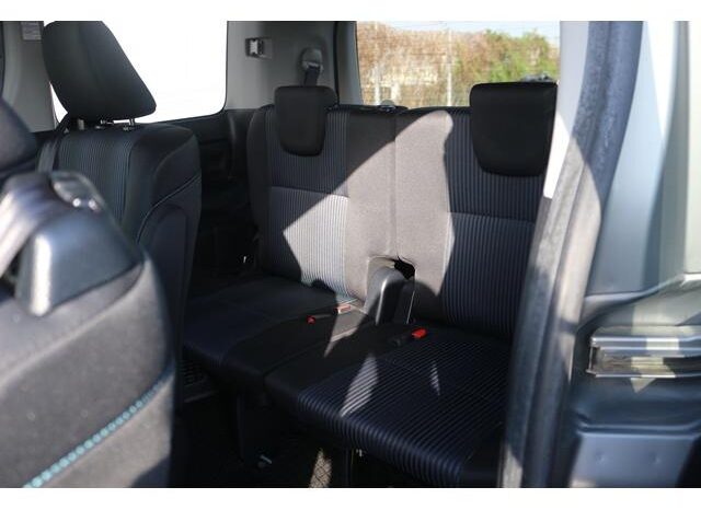 
								TOYOTA VOXY 2016 full									