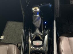 
										TOYOTA C-HR 2018 full									