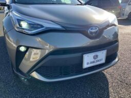 
										TOYOTA C-HR 2019 full									