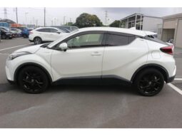 
										TOYOTA C-HR 2019 full									