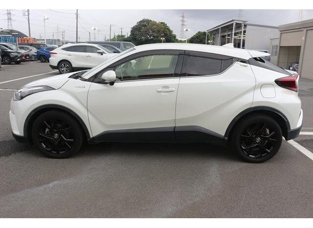 
								TOYOTA C-HR 2019 full									