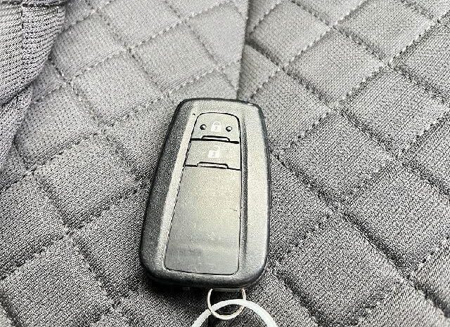 
								TOYOTA C-HR 2022 full									