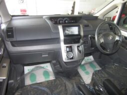 
										TOYOTA VOVY 2008 full									