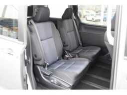 
										TOYOTA VOXY 2016 full									