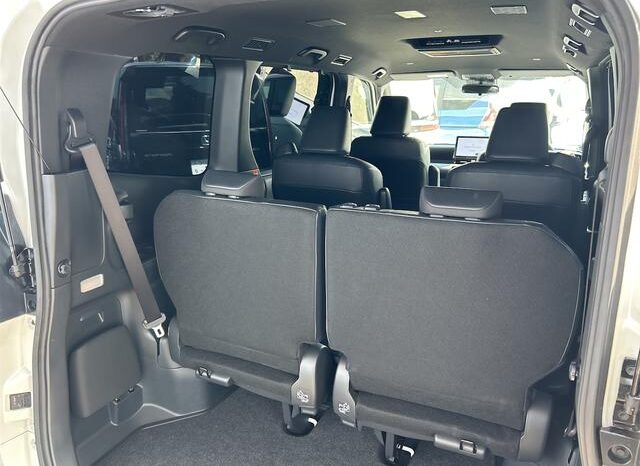 
								TOYOTA VOXY 2022 full									