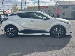 TOYOTA C-HR 2017